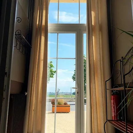 La Maison Les Marronniers * مونتانيو